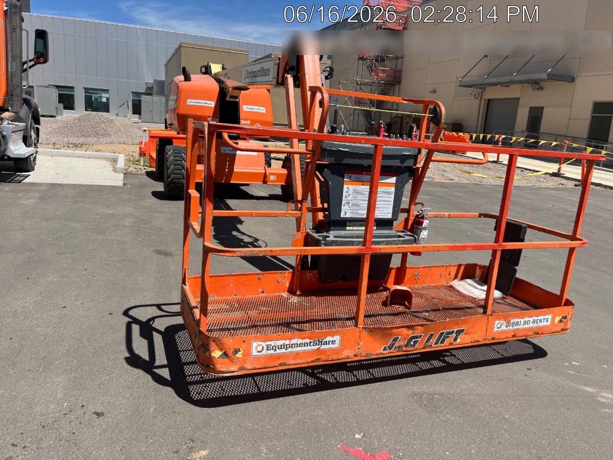 2021 JLG 460SJ