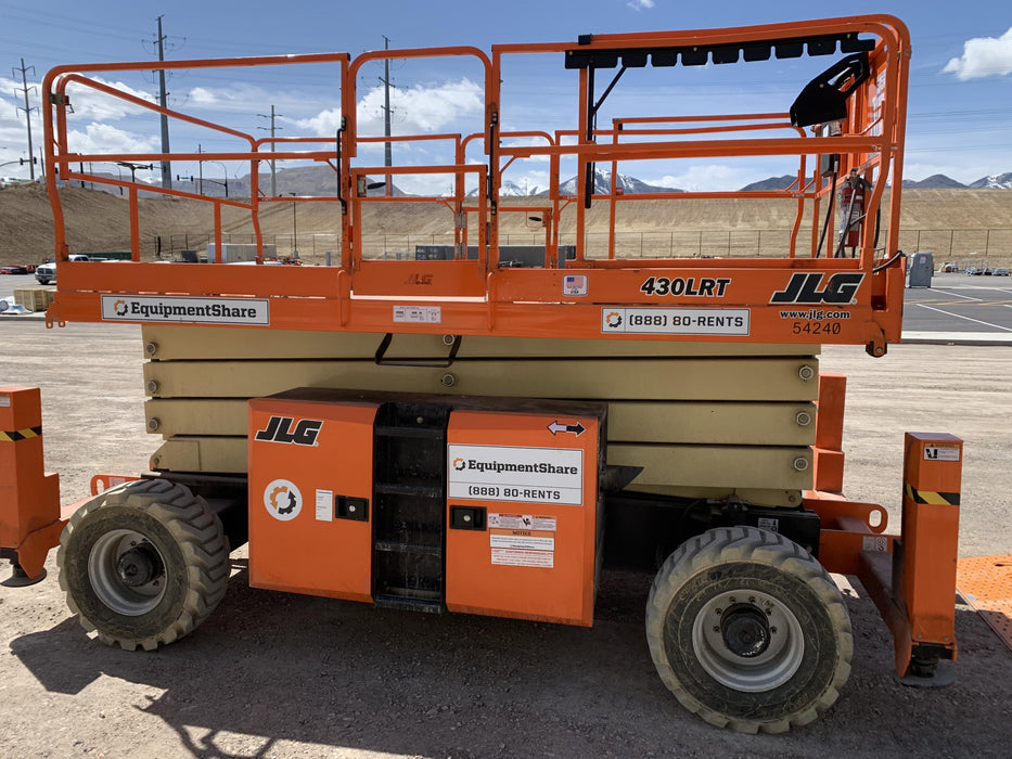 2020 JLG 430LRT
