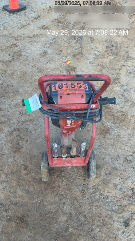 2020 HILTI TE 3000-AVR
