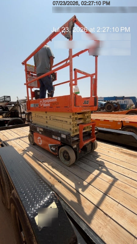 2022 JLG ES1932