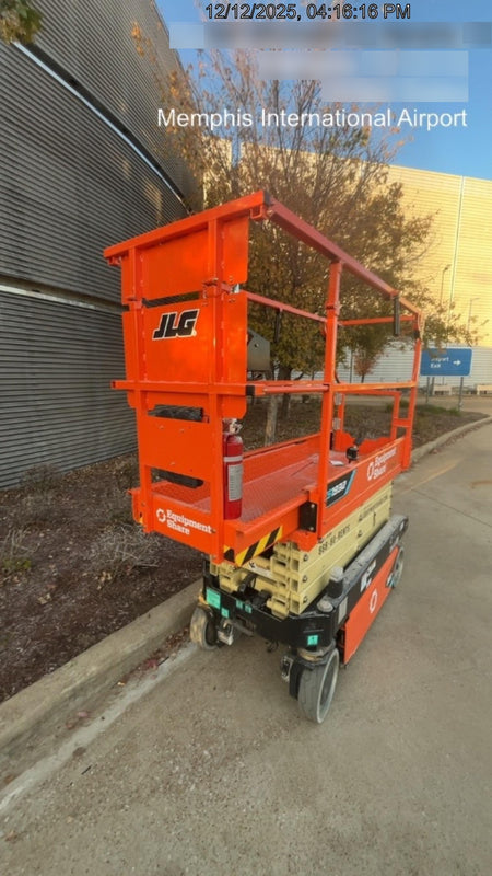 2025 JLG ES1932