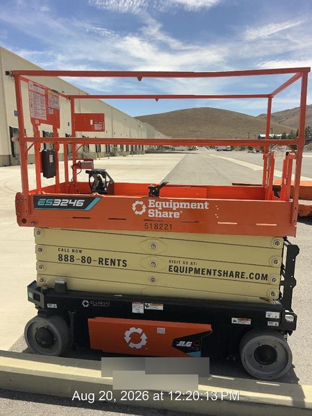 2025 JLG ES3246