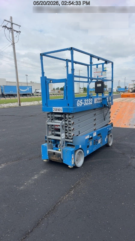 2022 GENIE GS-3232