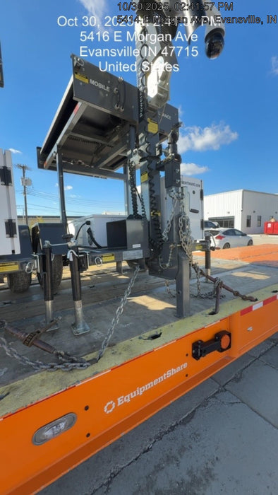 2025 NATIONAL SIGNAL Sunray Solar-Powered Mobile Integrator Tower