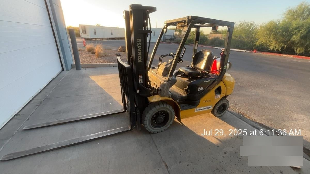 2021 KOMATSU FG25T-16