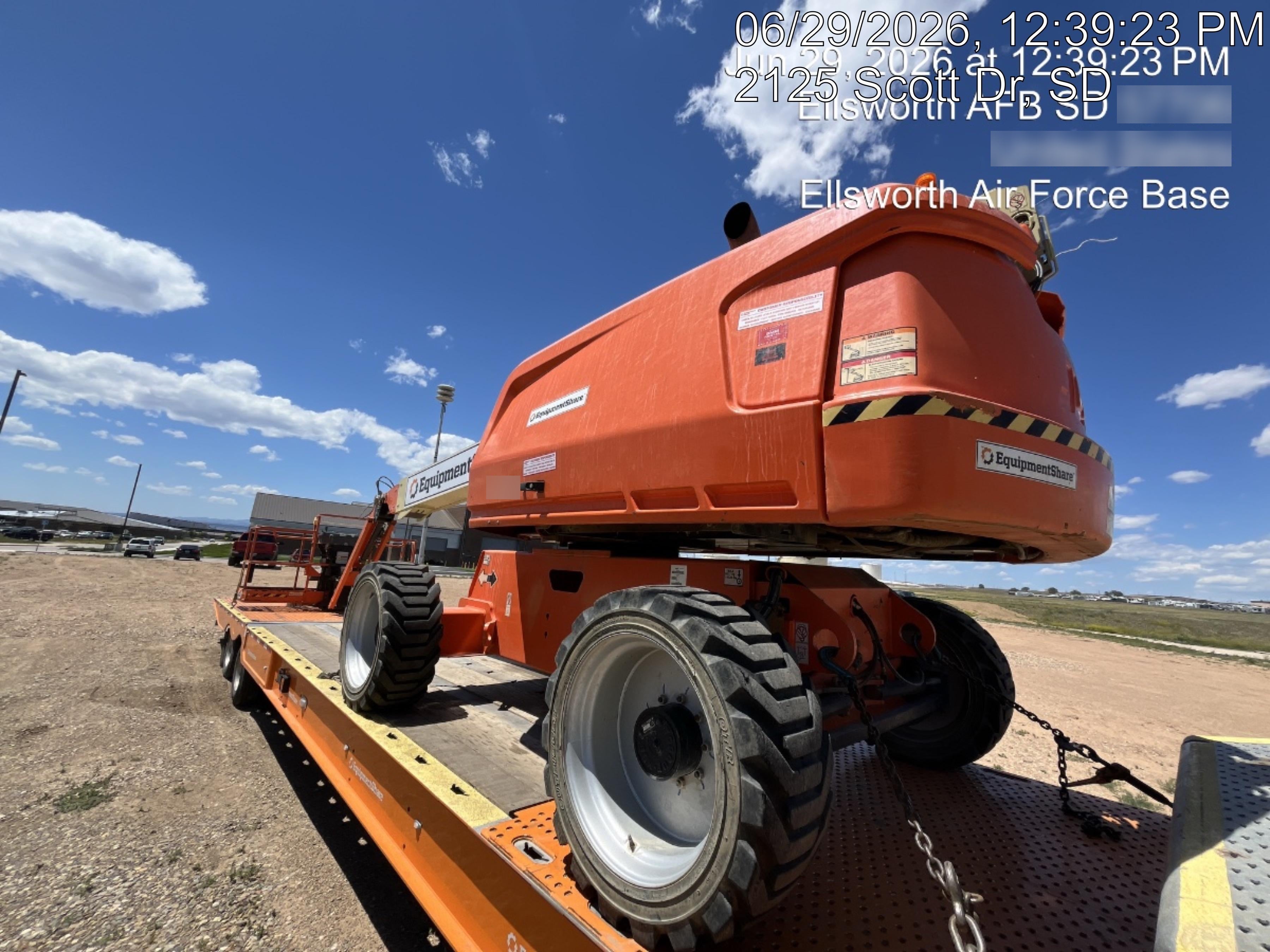 2021 JLG 660SJ