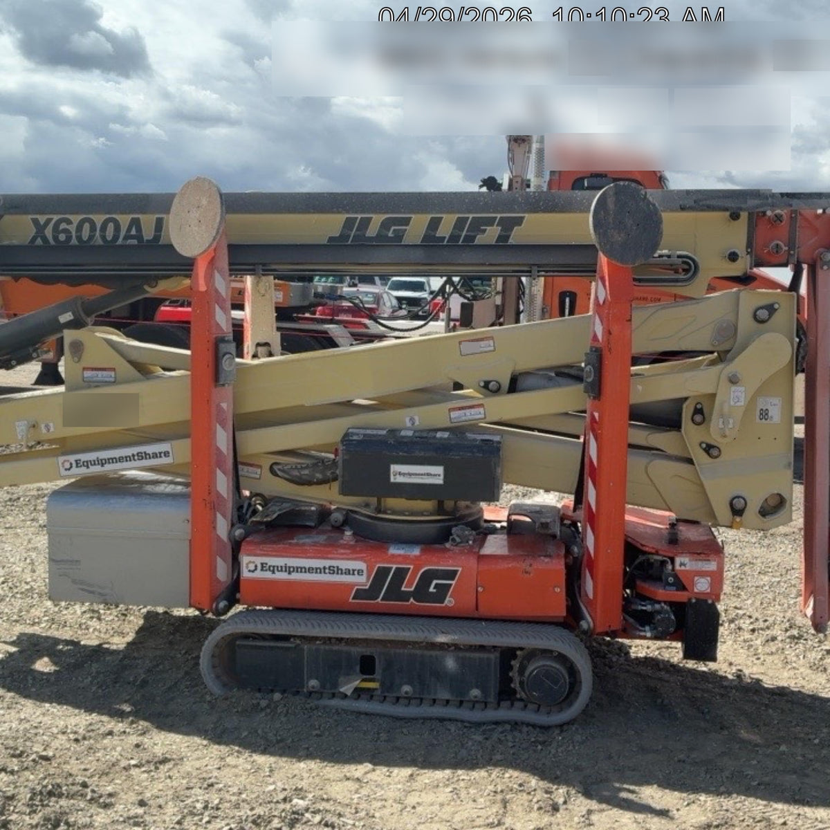 2020 JLG X600AJ