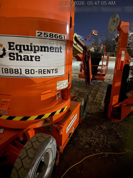 2022 JLG E300AJP