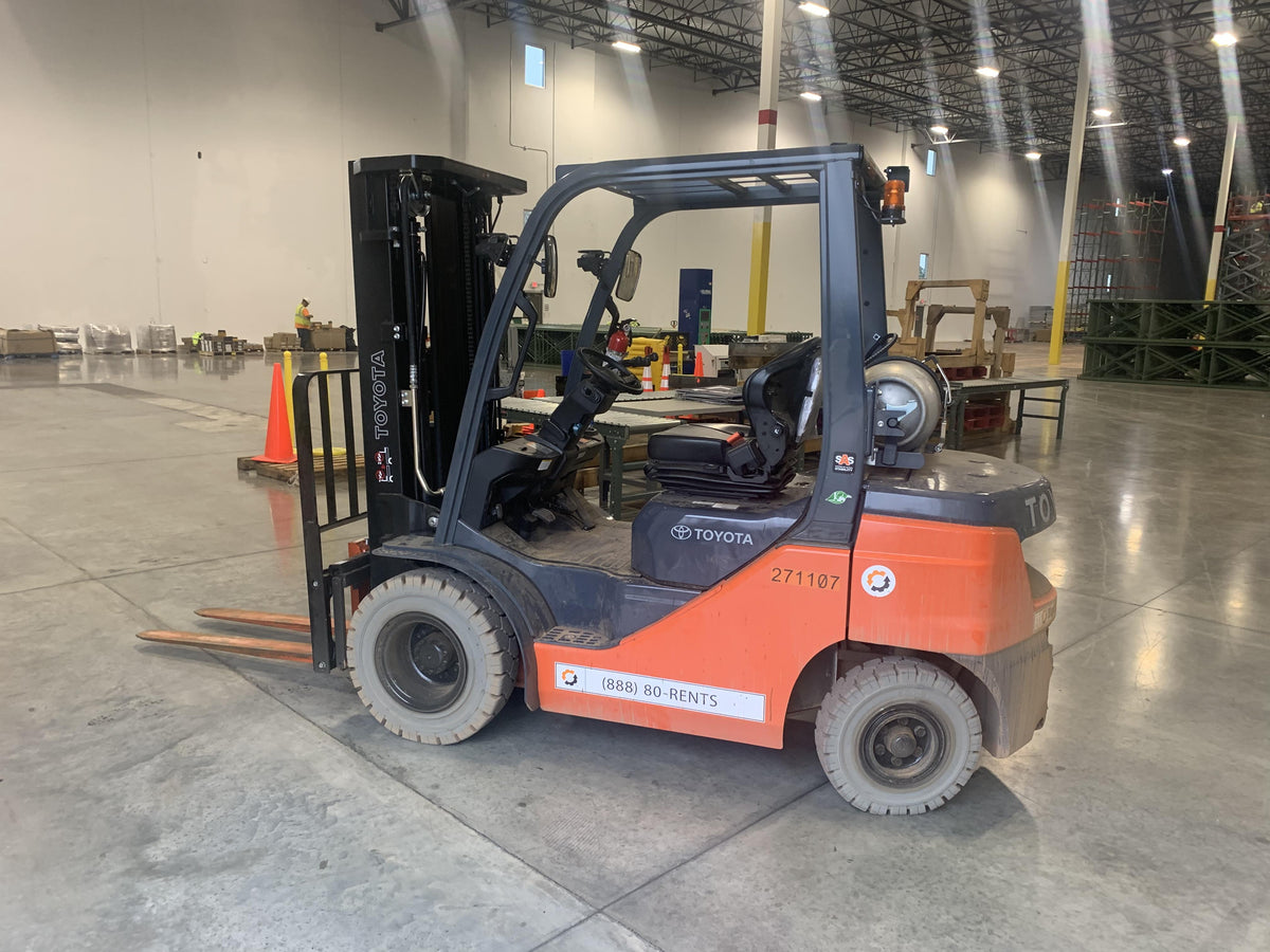 2022 TOYOTA 50-8FGU25