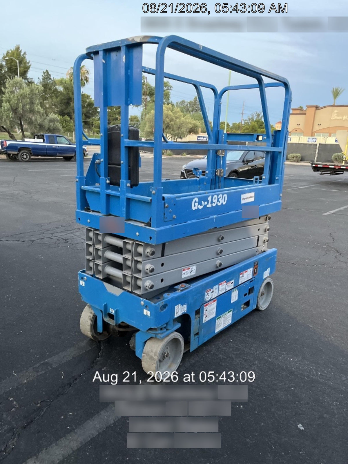 2019 Genie GS-1930 Half Height Swing Gate, 800W Inverter