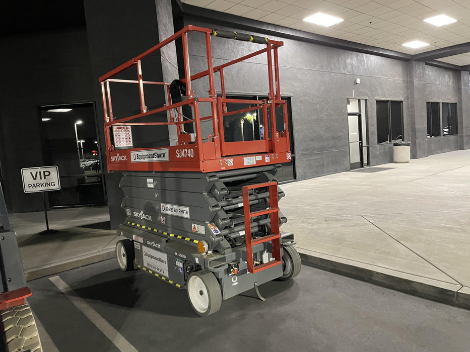 2022 SKYJACK SJ4740