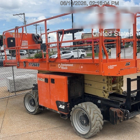 2022 JLG RT2669