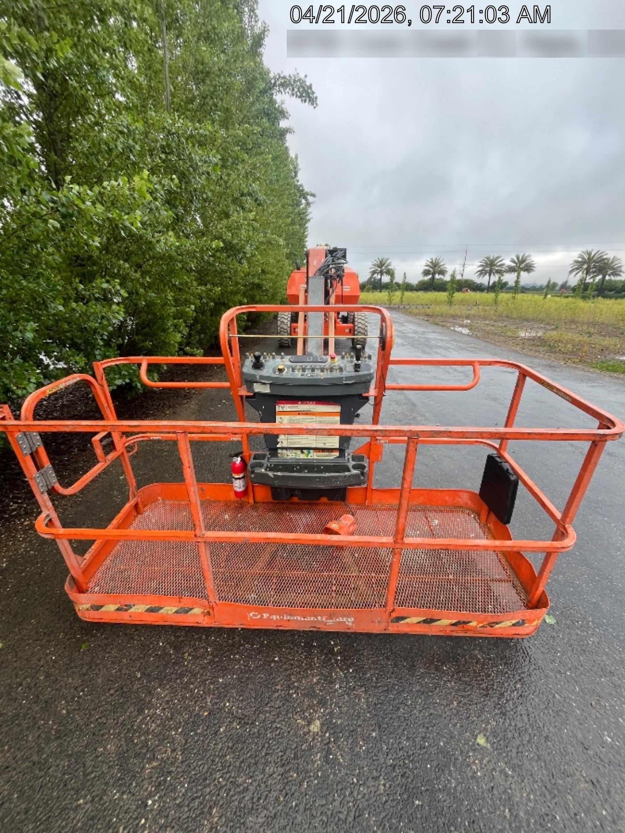 2023 JLG 860SJ