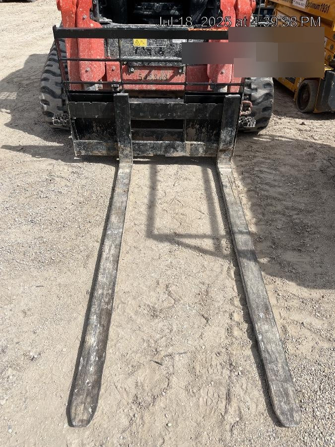 2025 ARROW MATERIAL HANDLING F5100CB - 72"