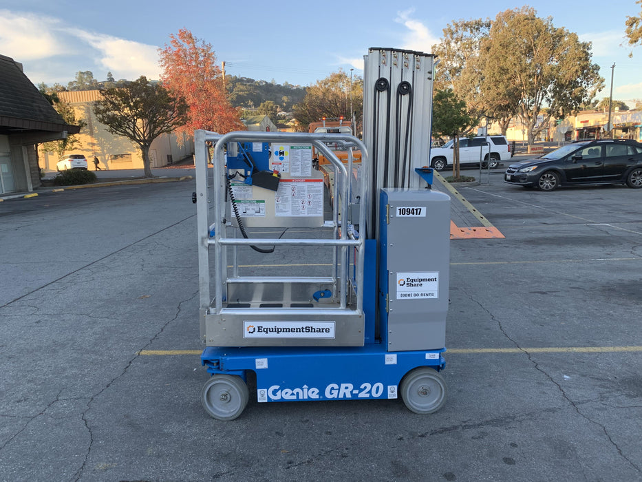 2020 GENIE GR-20