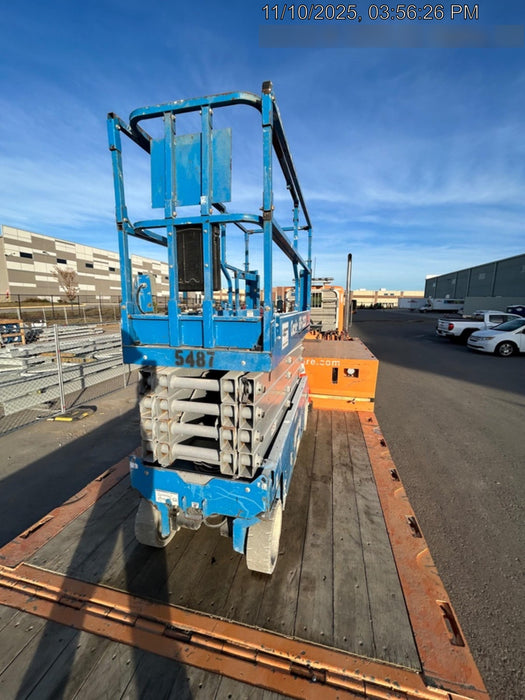 2017 Genie GS-3232 Genie GS3232 32' Scissor Lift