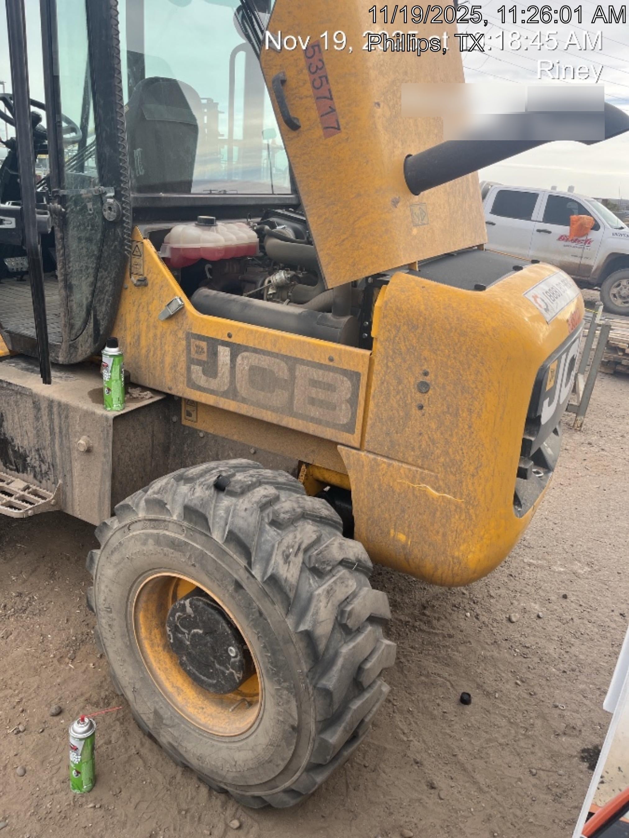 2025 JCB 930-4