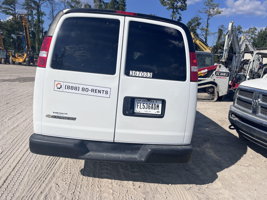 2023 CHEVROLET Express Van - Rental