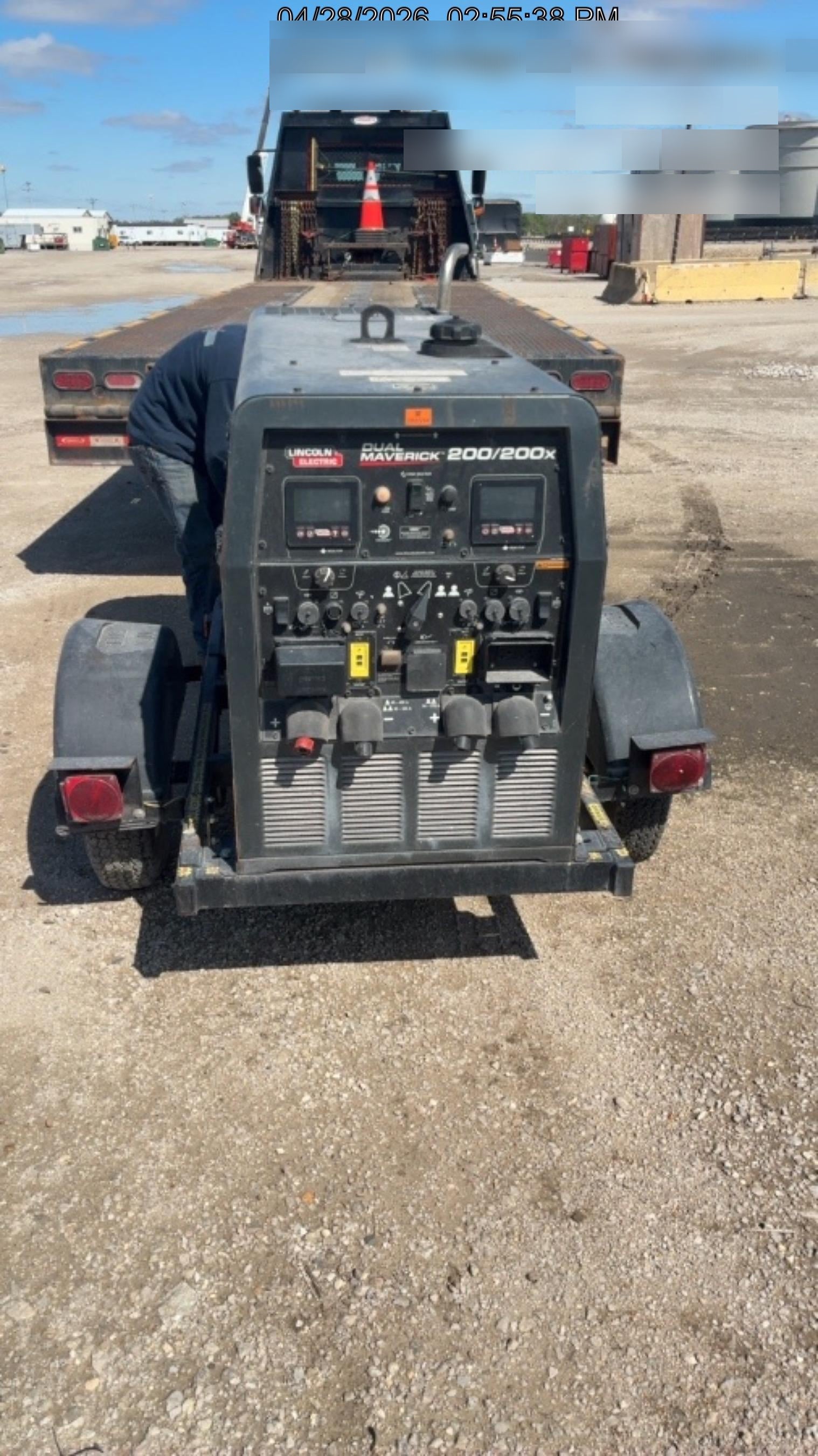 2024 Lincoln Electric Dual Maverick 200/200X Ready Pak 3, Includes Trailer, Cable Rack, Fender Light Kit K4382-1-RP3