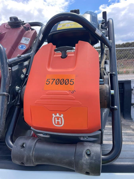 2025 HUSQVARNA LT6005