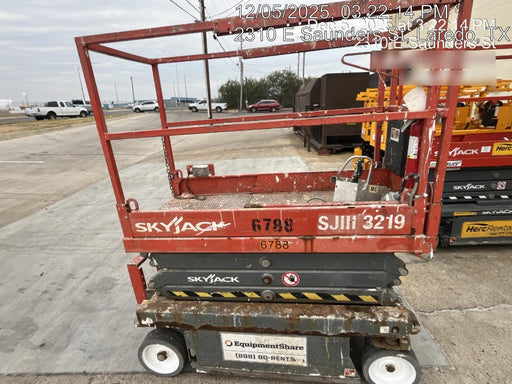 2018 SKYJACK SJIII-3219