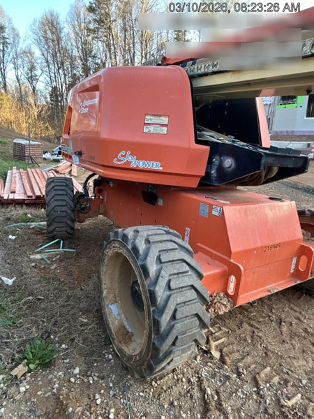 2022 JLG 660SJ