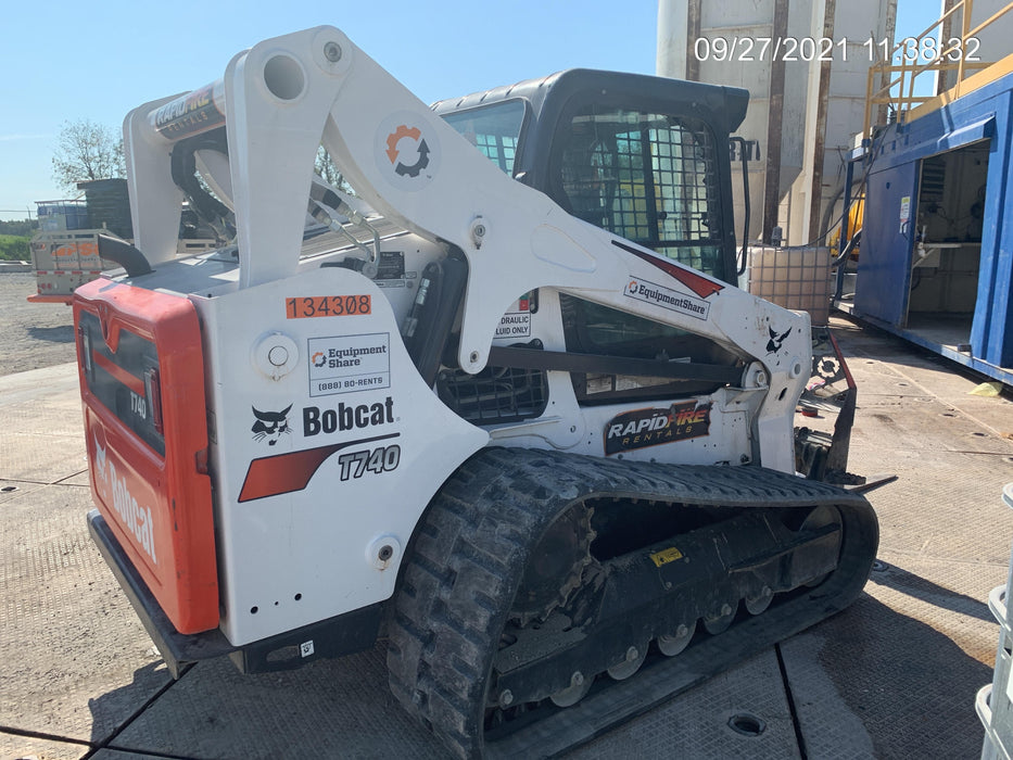 2021 BOBCAT T740