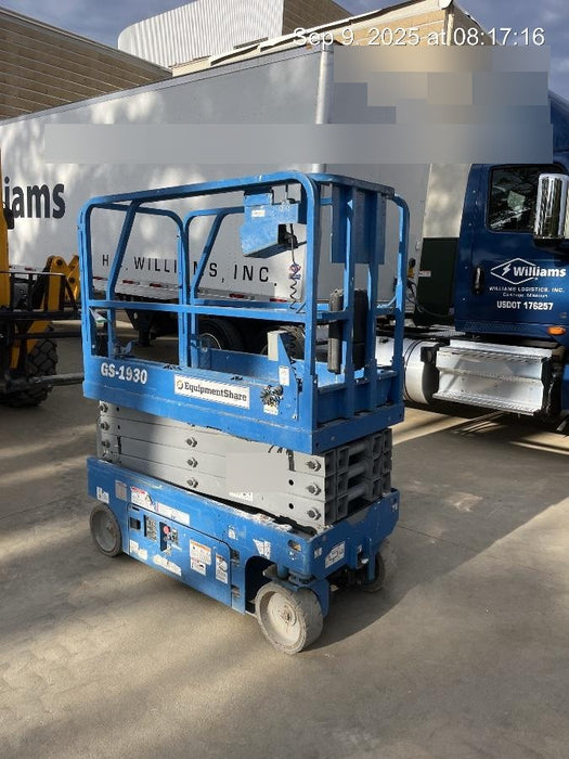 2020 Genie GS-1930 Fixed rails with chain entry gate - Pre A92.20