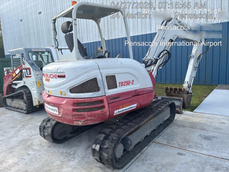 2020 TAKEUCHI TB250-2