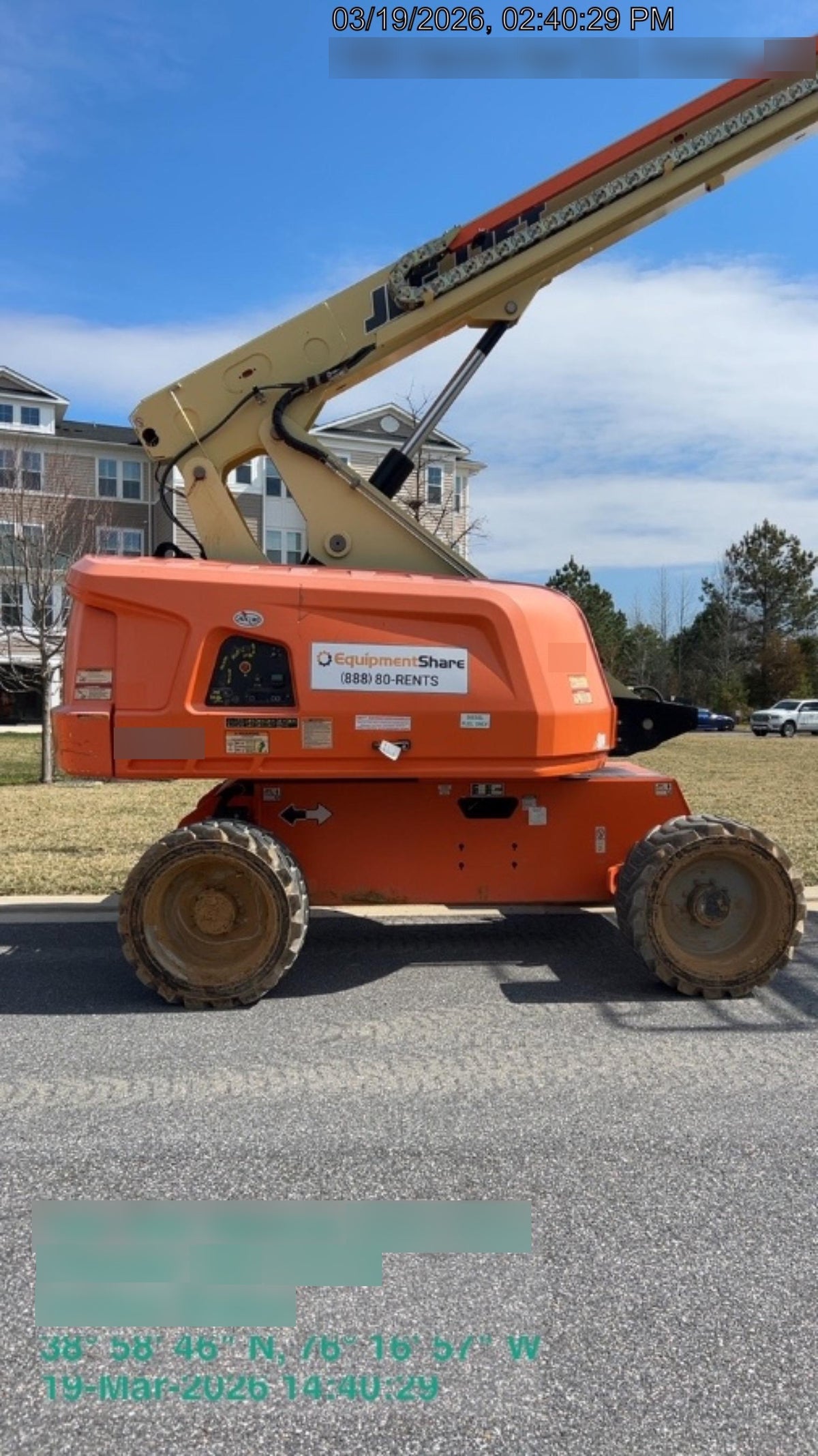 2019 JLG 660SJ