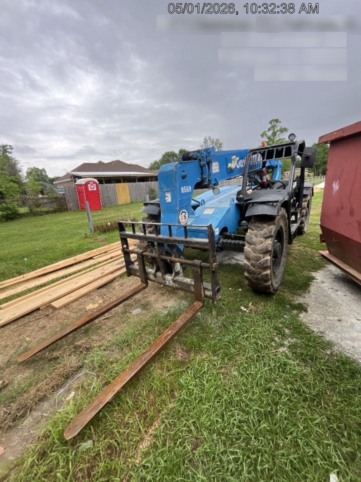 2018 Genie GTH-636 Genie GTH-636 w/Open ROPS, Solid Tires, Work Light/Beacon, 48" Carriage and Forks