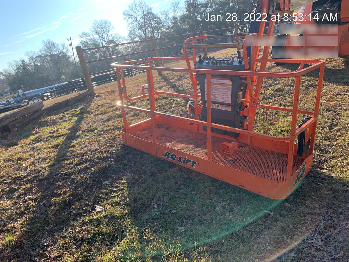 2019 JLG 660SJ