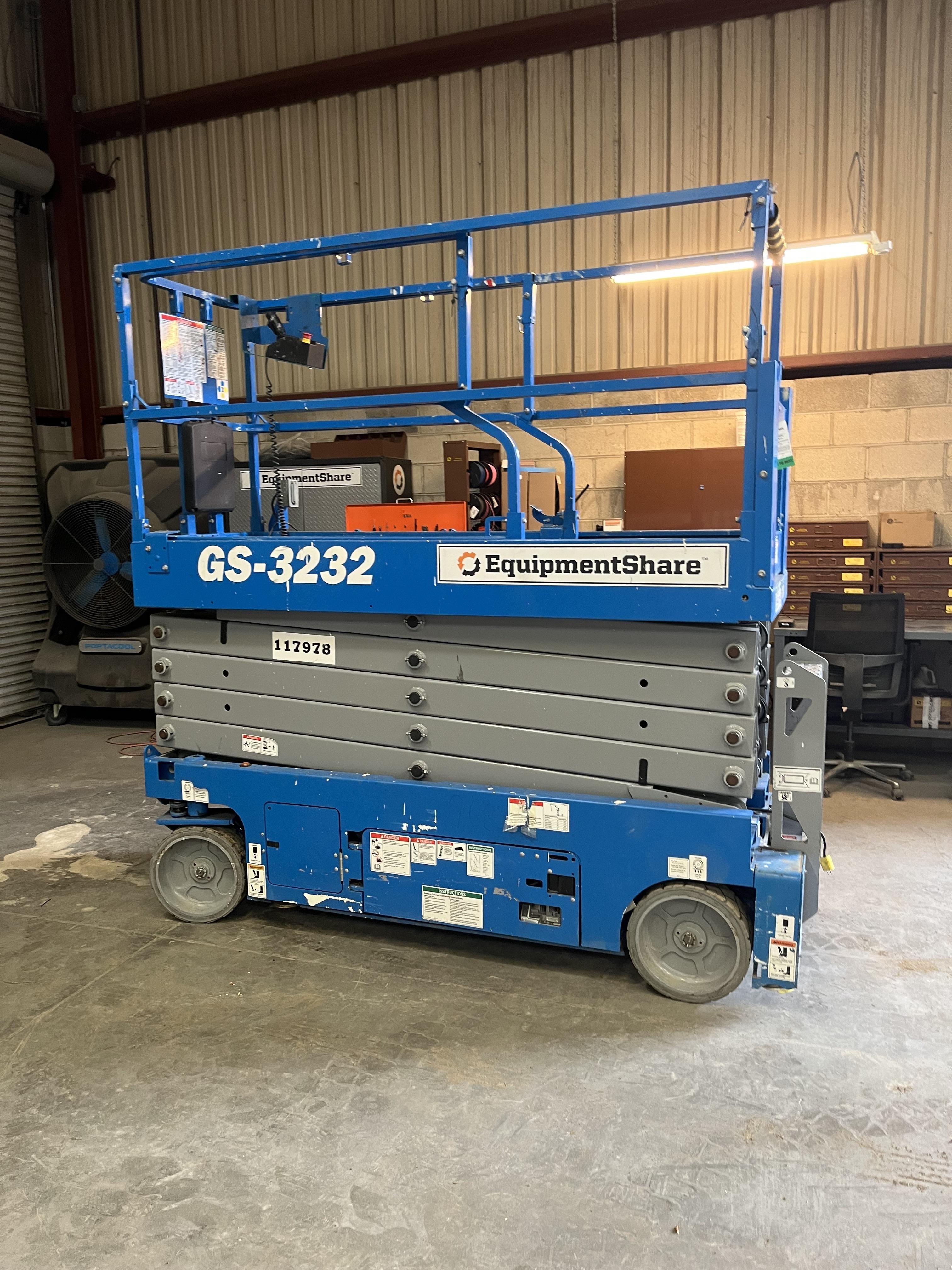 2020 GENIE GS-3232