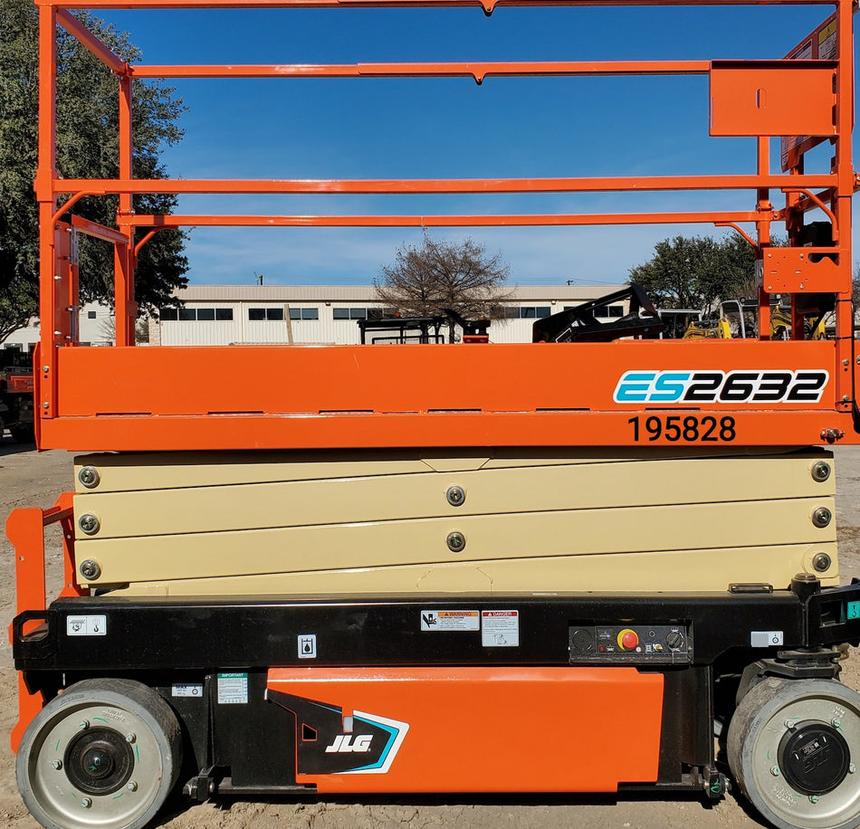 2021 JLG ES2632