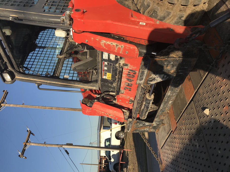 2019 Kubota SVL95-2S Cab/Heat/Air, Standard Tracks, Standard Flow, Hydraulic QC 80" HD w/ Smooth Cutting Edge