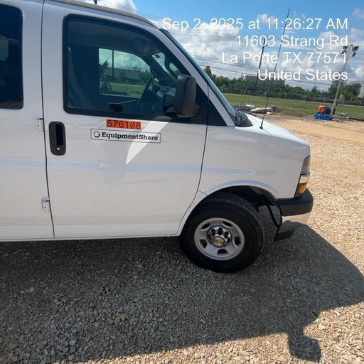 2025 CHEVROLET Express Van - Rental