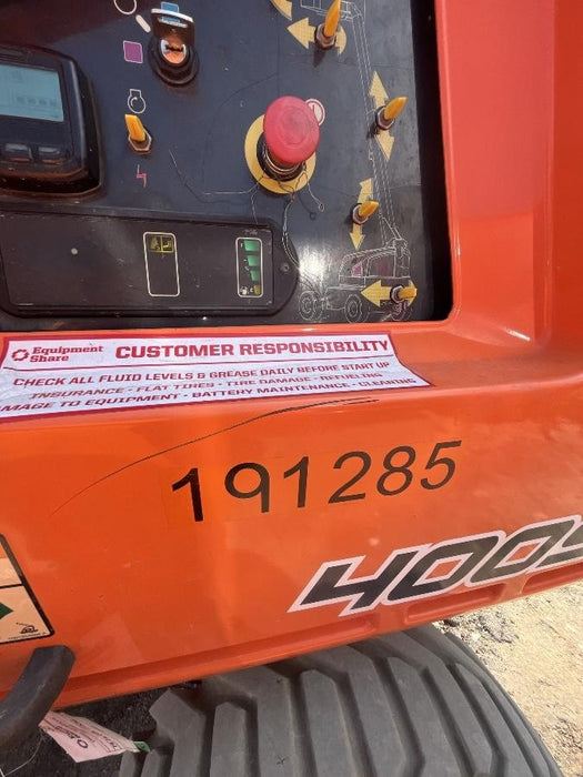 2021 JLG 400S