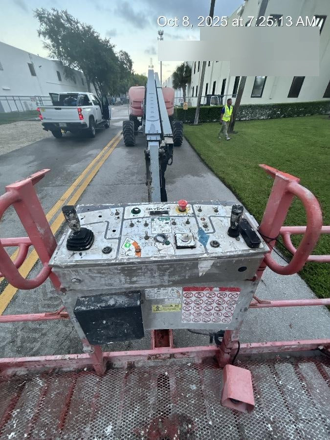 2019 SKYJACK SJ86T