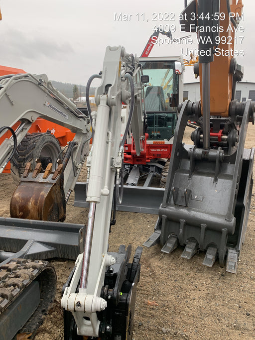 2022 TAKEUCHI TB235-2CR
