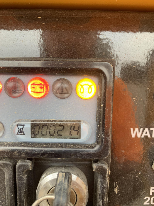 2021 VAC-TRON LP573XDT