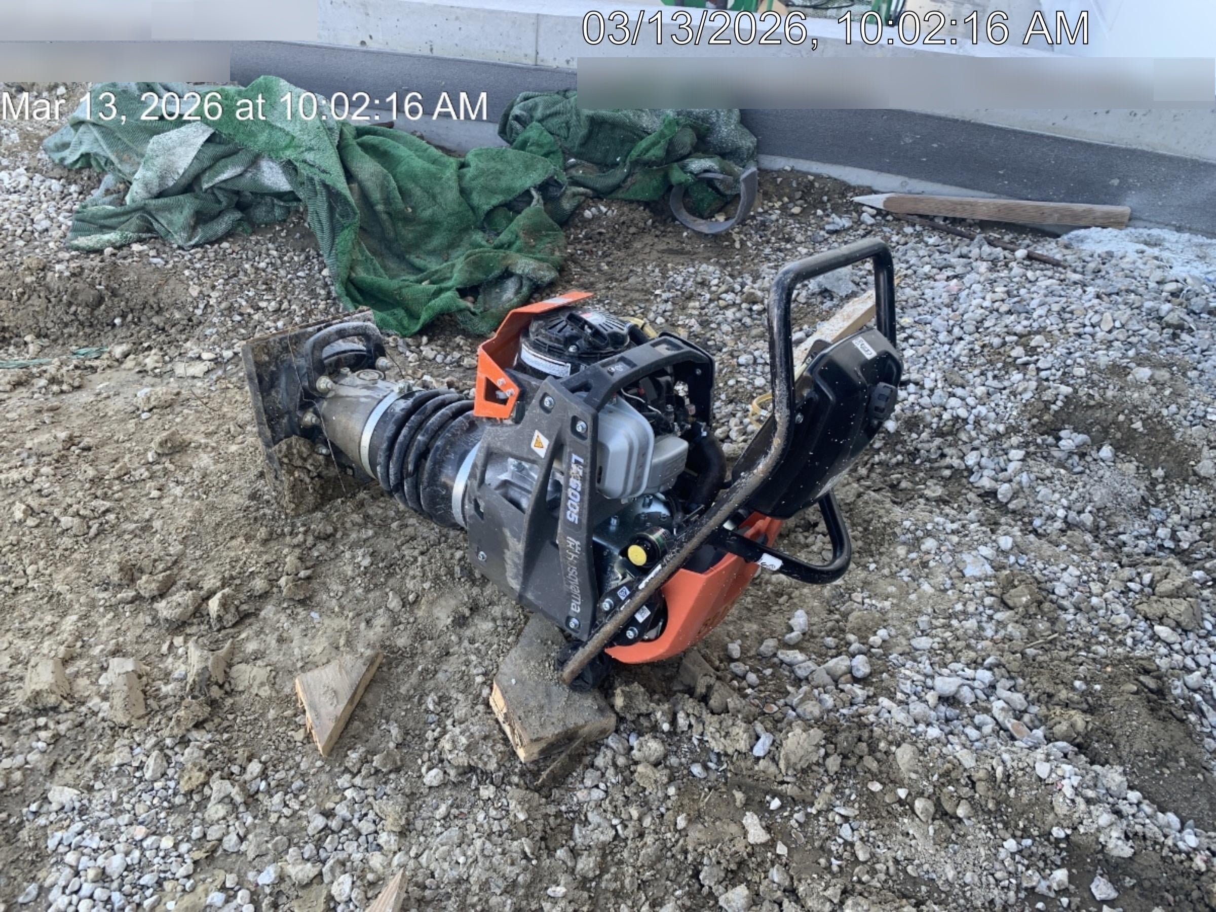 2025 HUSQVARNA LT6005