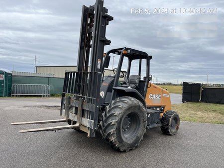 2023 CASE 588H