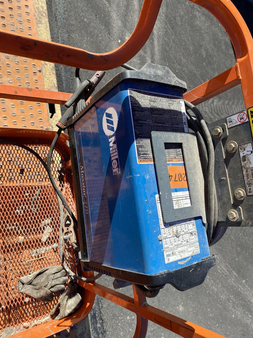 2022 MILLER ELECTRIC Maxstar 210 DX