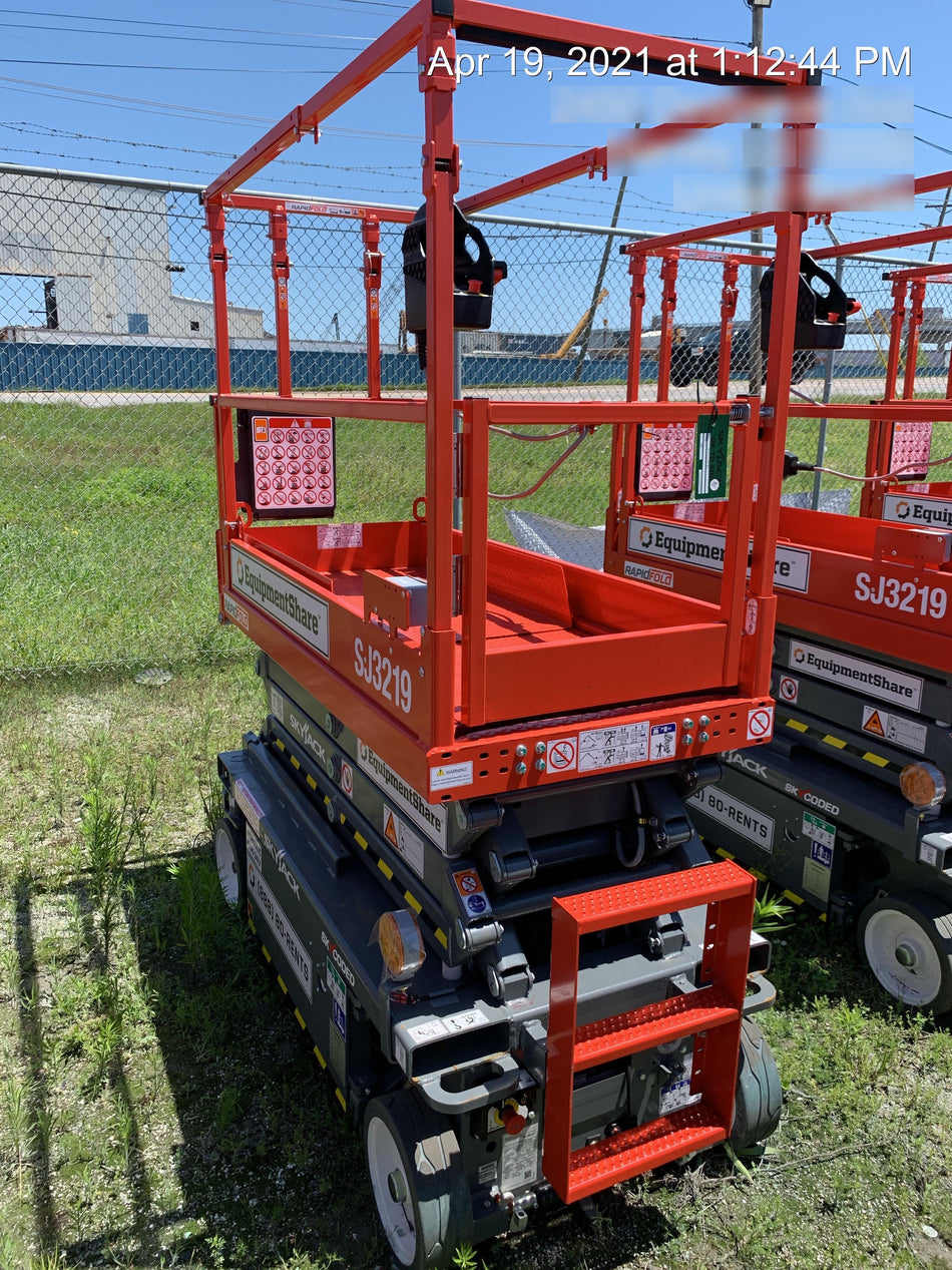 2021 SKYJACK SJ3219