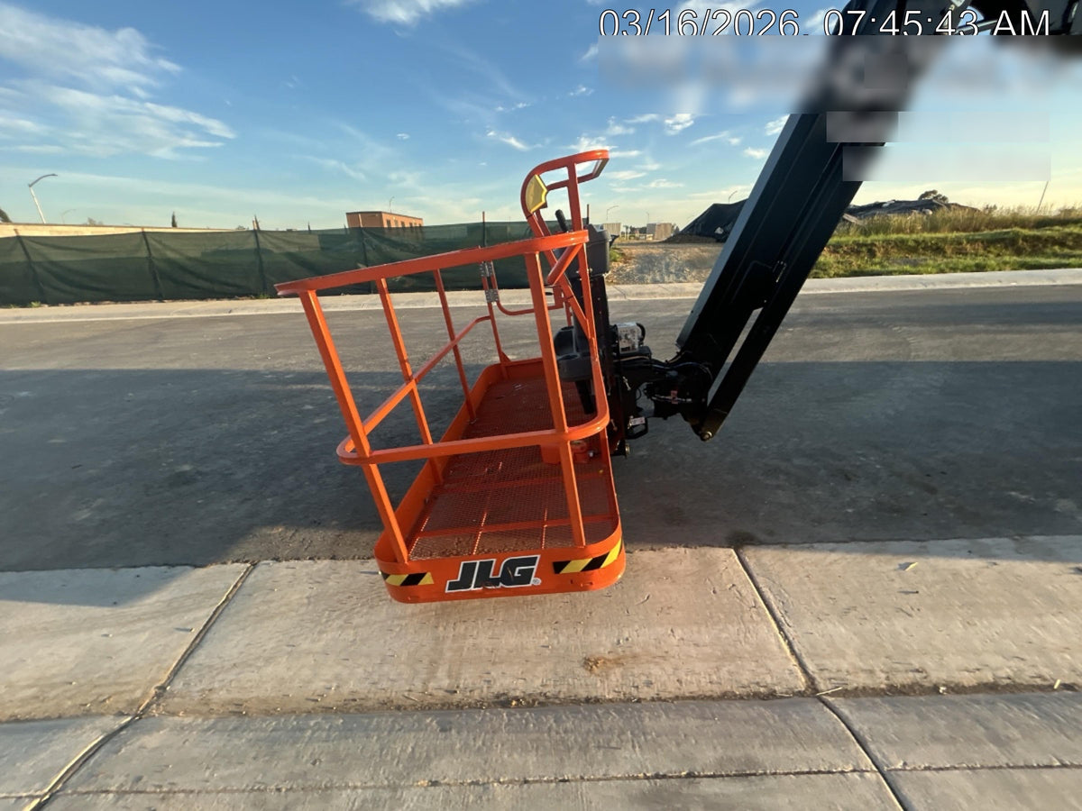 2025 JLG 660SJ