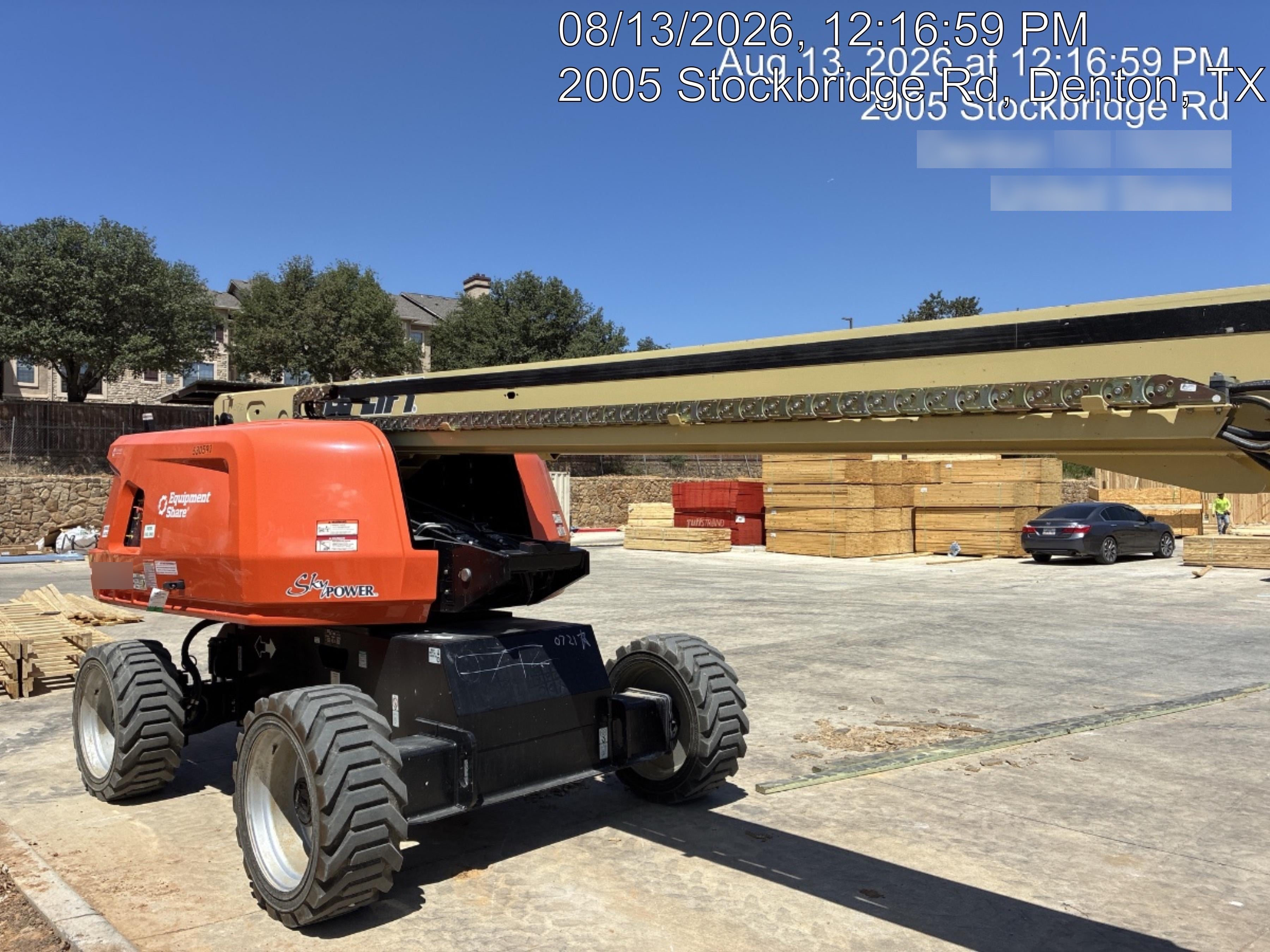 2025 JLG 660SJ