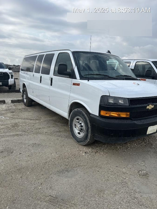 2023 CHEVROLET Express Van - Rental
