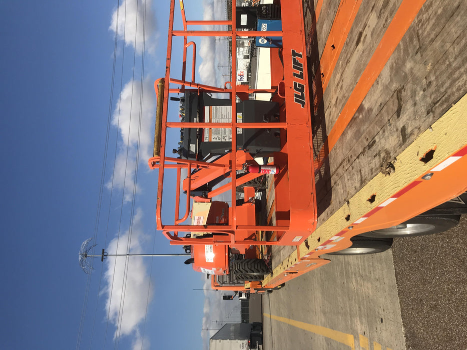 2019 JLG 460SJ