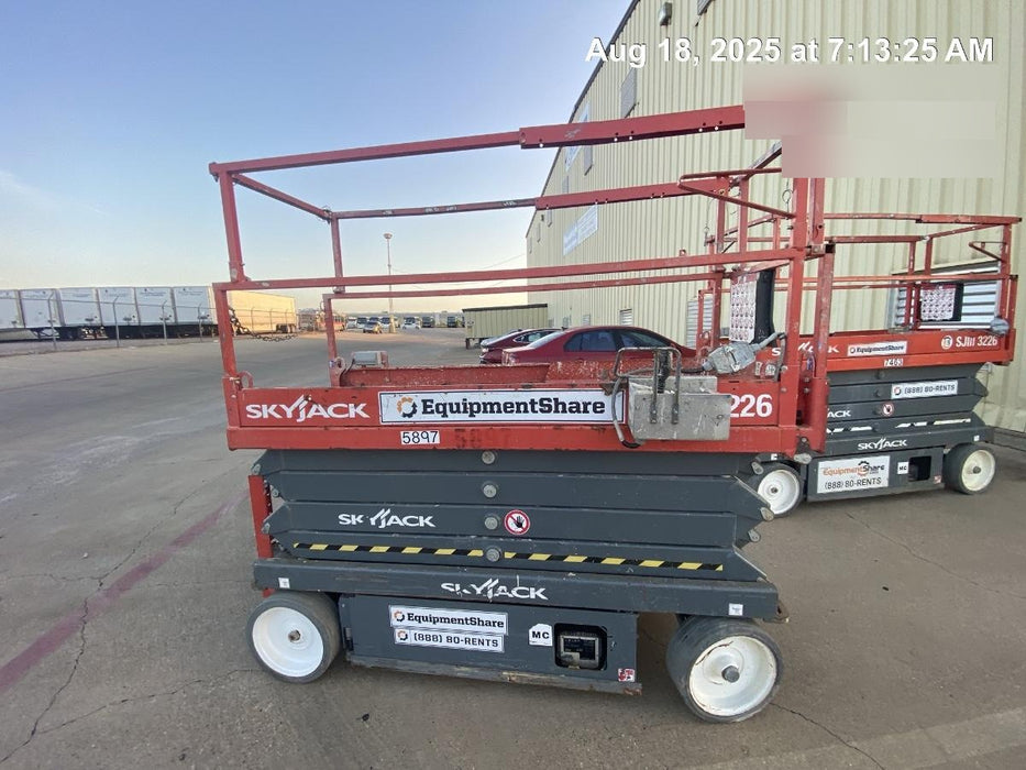 2017 Skyjack SJIII-3226 Skyjack SJ3226, Trojan Battery Set, Extended Warranty 5yr/5k hr