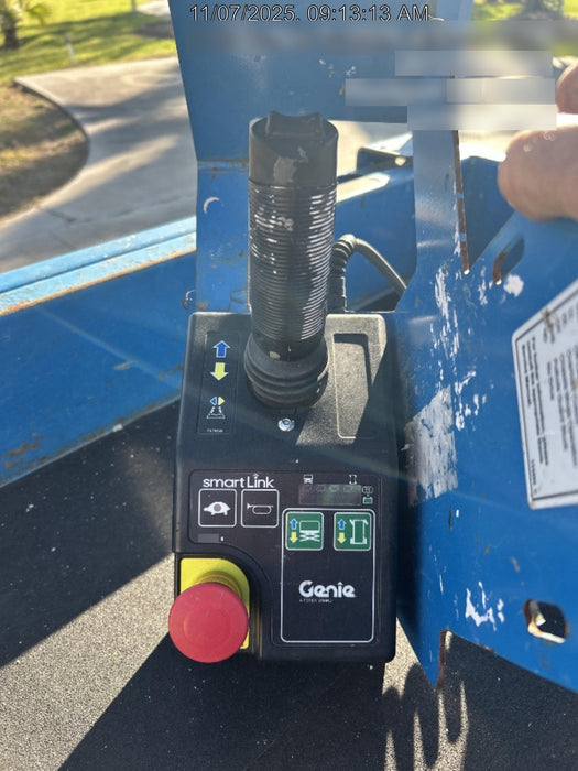 2019 Genie GS-1930 Fixed rails with chain Entry